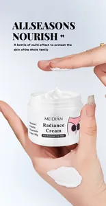 Close-up of MEIDIÁN Radiance Cream texture for dark spot correction on body skin