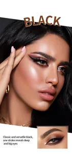 Dettaglio dell'eyeliner nero 7D impermeabile per uno sguardo profondo e intenso