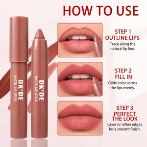Detaillierte Anleitung zur Verwendung des matten Lippenstifts von DK'DE für ein glattes Finish