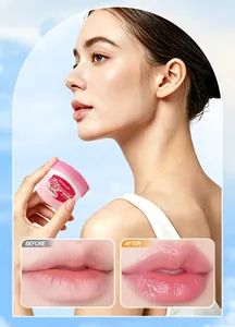 Confronto visivo dell'effetto della maschera labbra che mostra labbra idratate prima e dopo