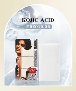 Λεπτομερής άποψη της μπάρας σαπουνιού FORMBO Kojic Acid 3-σε-1 και συσκευασία σώματος