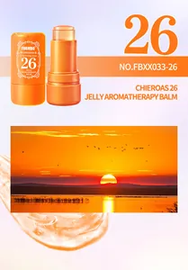 Κοντινό πλάνο ενός πορτοκαλί jelly βάλσαμου αρωματοθεραπείας με φόντο το ηλιοβασίλεμα