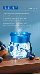Baume d'aromathérapie à la myrtille décoratif dans un pot bleu sur une table