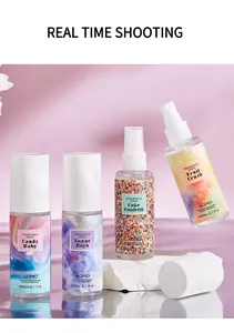 Lot de quatre brumes parfumées ADMD pour cheveux et corps avec étiquettes artistiques mauves