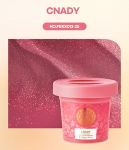 Vue détaillée du pot d'aromathérapie rose CNADY avec étiquette parfum longue durée