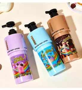 Drei Flaschen FORMBO Körperlotion im Süßigkeiten-Stil mit Vanille- und Schokoduft.