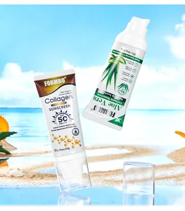 Vue détaillée de la crème solaire FORMBO au collagène et à l'aloe vera SPF 50 sur la plage