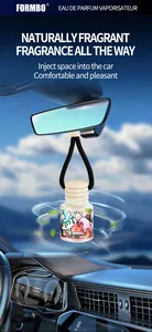 Flacon de parfum suspendu FORMBO pour voiture avec bouchon en bois et motif de lapin