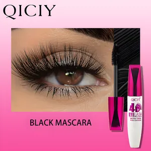 Nahaufnahme der QICIY 4D schwarzen Mascara für professionelle Volumen- und Längeneffekte