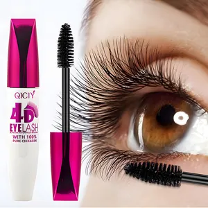 Detailansicht der QICIY 4D Mascara-Bürste mit dramatischem Effekt für lange Wimpern.