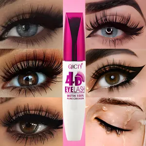 Detailansicht der wasserfesten QICIY 4D-Mascara mit dramatisch langen Wimperneffekten