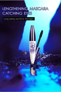 Nahaufnahme von QICIY 5D-Volumen-Mascara mit verlängernder Wirkung für dichte Wimpern