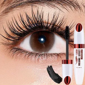 Détails du mascara volumateur avec brosse et gros plan sur des longs cils magnifiés