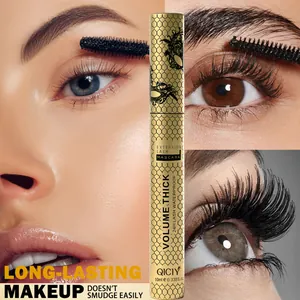 Detailansicht der goldenen QICIY Mascara mit langanhaltendem Wimperneffekt