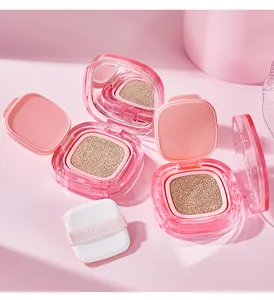 Nahaufnahme der Tianwei Pink Concealer Cushion Foundation mit weißem Applikator-Puff.