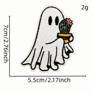Dimensiones detalladas del parche bordado de fantasma de Halloween con un cactus