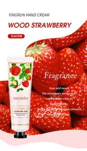 Moisturizing wood strawberry hand cream with nourishing fruit fragrance and extracts