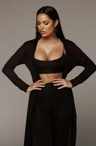 Élégant ensemble de détente 3 pièces en maille noire pour femme avec gilet et pantalon