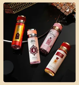 Lot de flacons de brume parfumée unisexe style Dubaï sur fond noir réfléchissant