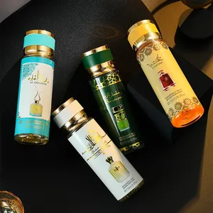 Lot luxueux de quatre brumes parfumées mixtes de Dubaï en flacons colorés de 250 ml
