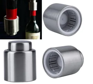 Vue détaillée du bouchon à vin en inox avec joint en silicone et finition en acier brossé