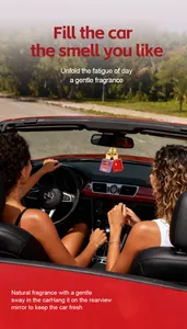 FORMBO muskus auto parfum hanger hangend aan de achteruitkijkspiegel in een auto