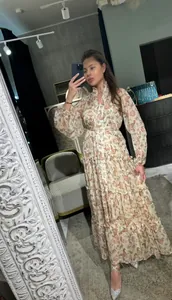 Elegant vintage floral V-neck maxi dress with lantern sleeves and tiered skirt details