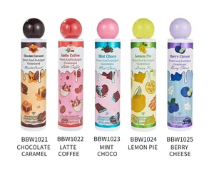 Cinque flaconi di profumo gourmet con note di cioccolato, caffè, menta, limone e bacche