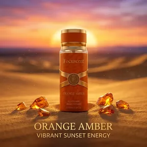 Vue détaillée du flacon de parfum Focuscent Orange Amber au coucher du soleil