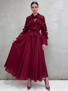 Damen Europäischer Amerikanischer Stil Polyester Solide Gestufte Rüschen Maxi Kleid Elegant Langarm Spitze Patchwork Party Kleid