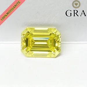 Λεπτομερής κίτρινος λίθος moissanite σε σμαραγδένιο κόψιμο με υψηλή λαμπρότητα