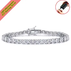 Vue macro détaillée d'un bracelet de tennis en argent 925 avec des pierres Moissanite 5 mm