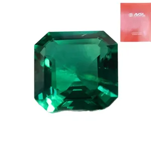 Smeraldo colombiano creato in laboratorio taglio Asscher con certificato report AGL