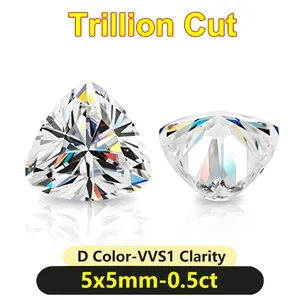 Macro-detailweergave van een 0,5 ct biljoen geslepen moissaniet met D-kleur en VVS1-helderheid