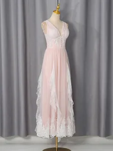 Elegant pink sleeveless lace V-neck long dress with exquisite embroidery for summer