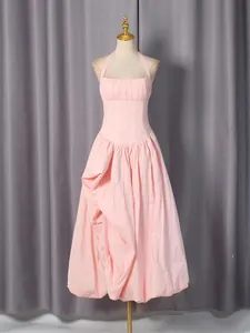 Elegant retro pink halter neck strapless long dress with slim fit and flared skirt