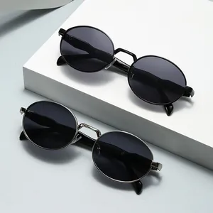 Gafas de Sol Vintage con Montura Metálica Ovalada para Hombre y Mujer Moda Retro Street Beat Gafas de Sol Lujo Textura Metálica UV400