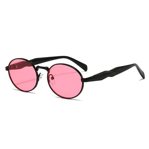 Gafas de sol ovaladas retro de metal con lentes rosas y montura negra de moda actual