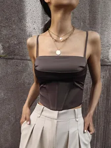 Elegante top a corsetto in raso marrone con stecche e spalline sottili per l'estate