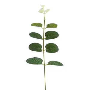 Tige d'eucalyptus artificielle avec feuilles vertes réalistes pour décor de mariage.