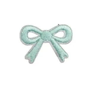 Mintblauer bestickter Schleifen-Aufnäher für DIY-Kleidung und Dekorationen aller Art.