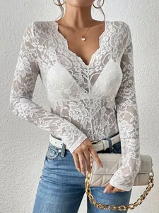 Elegante top in pizzo floreale bianco a maniche lunghe con scollo a V da donna