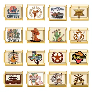 Detailansicht vergoldeter Edelstahl-Charms für Armbänder mit Cowboy- und Westernmotiven