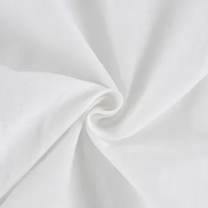 Primer plano macro detallado de la textura de lino blanco para camisa de estilo chino