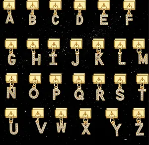 Set aus vergoldeten A-Z Buchstaben-Charms mit Strass für modulare DIY-Charm-Armbänder