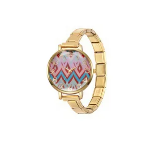 Montre à bracelet modulaire italien doré avec cadran à motif zigzag bohème coloré