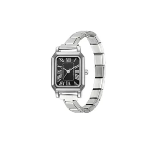 Elegant zilveren rechthoekig horloge met zwarte wijzerplaat en modulaire stalen band