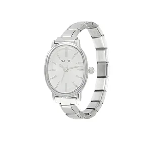 Orologio al quarzo ovale minimalista argento con cinturino a maglie modulari