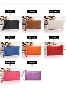 Modieuze clutch met krokodillenpatroon en polsbandje in acht verschillende kleuren