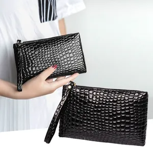 Women Fashion Crocodile Pattern PU Leather Clutch Bag Korean Glossy Wristlet Purse Mobile Phone Bag Coin Pocket Zip Pouch